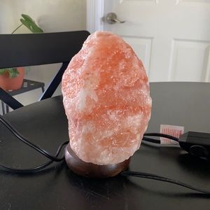Himalayan salt lamp
